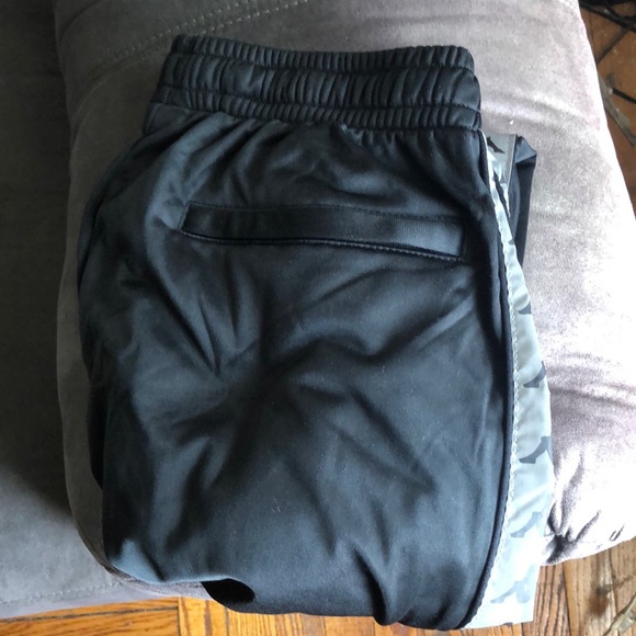 Kappa long pant , size medium. - Picture 2 of 3